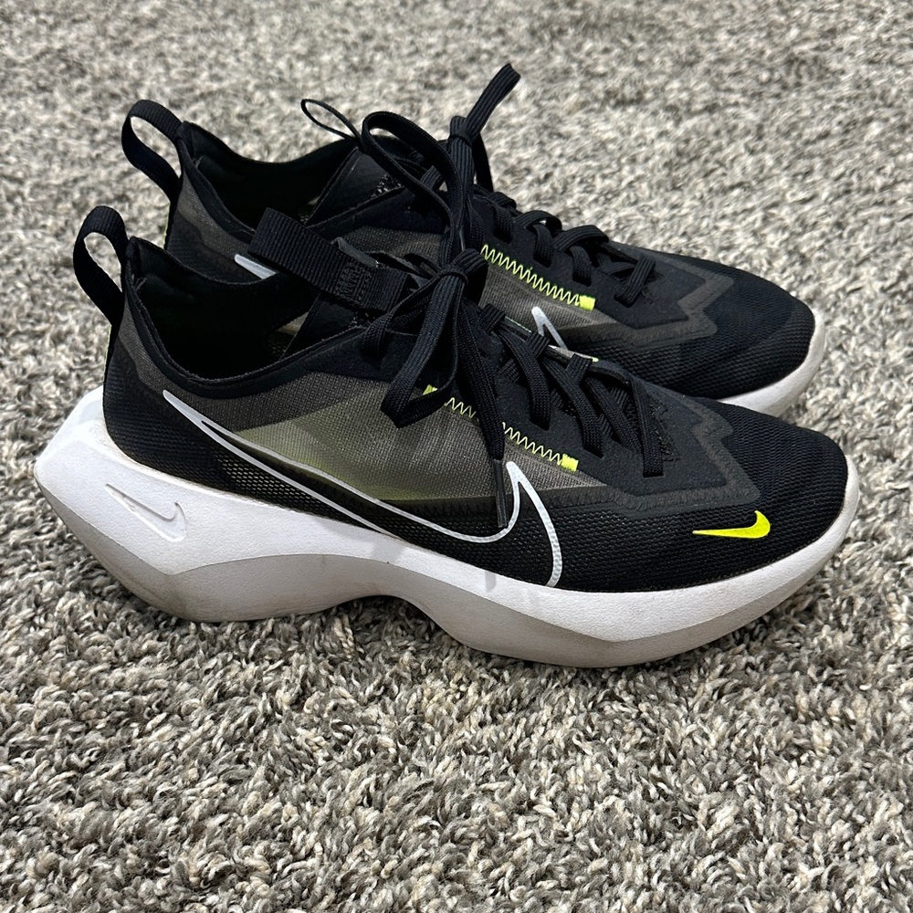 Nike Black and White Shoes with Yellow Highlights. Vista Lite